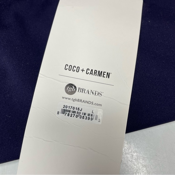 2 Pairs Coco + Carmen OMG Leggings - Picture 8 of 9